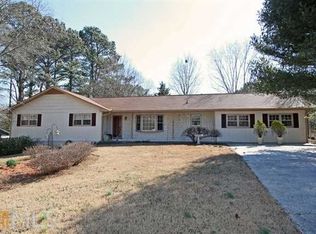 2741 Creekview Poin NW, Marietta, GA 30064