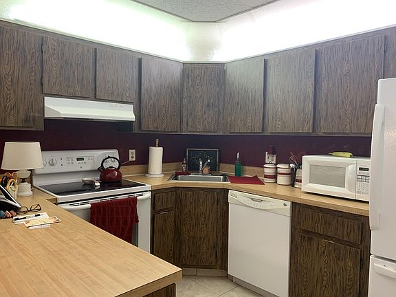 3rd image of 316 Knotty Pine Circle D #1-D1
