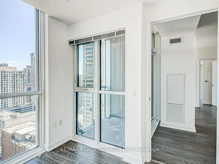 1 Yorkville Ave #2611 — Photo 15