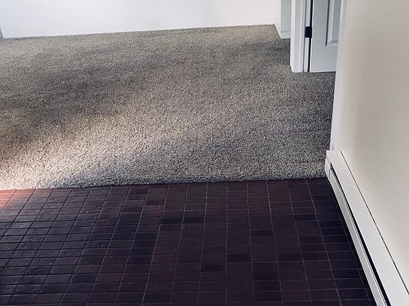 3rd image of 3121 Redstone Ln