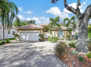 5476 NW 57th Ave, Coral Springs, FL 33067