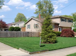 26740 E Oviatt Rd, Bay Village, OH 44140