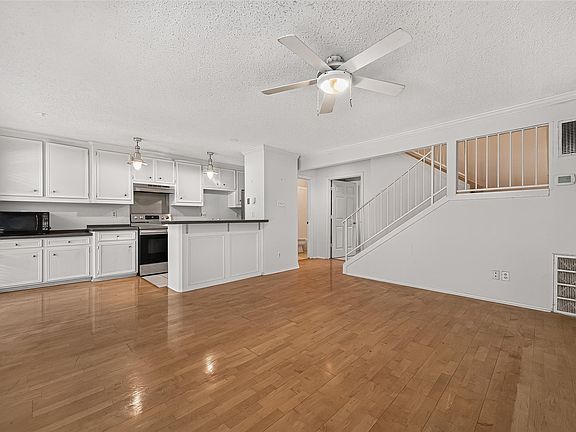 5th image of 3502 Burlington St APT 4