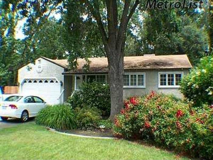 2nd image of 8691 Pershing Ave