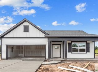 110 Grove Dr, Guyton, GA 31312