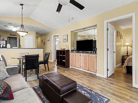 4th image of 465 White River Dr. #35-I