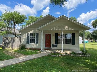 1743 E Market St, New Albany, IN 47150