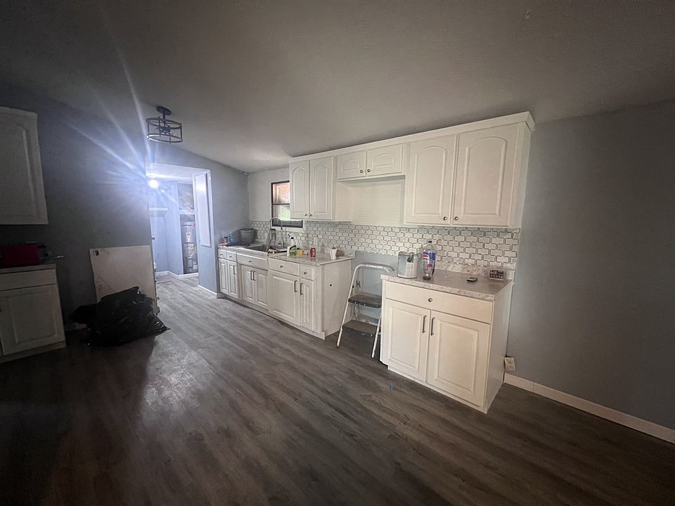 2nd image of 5744 J B Hines Rd