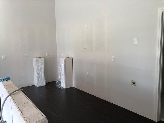 4th image of 4615 S Denley Dr