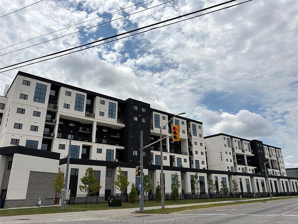 1st image of 4300 Laurier Pkwy #618