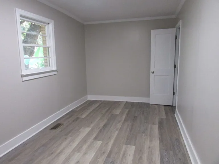 5855 Cane Savannah Rd — Photo 12