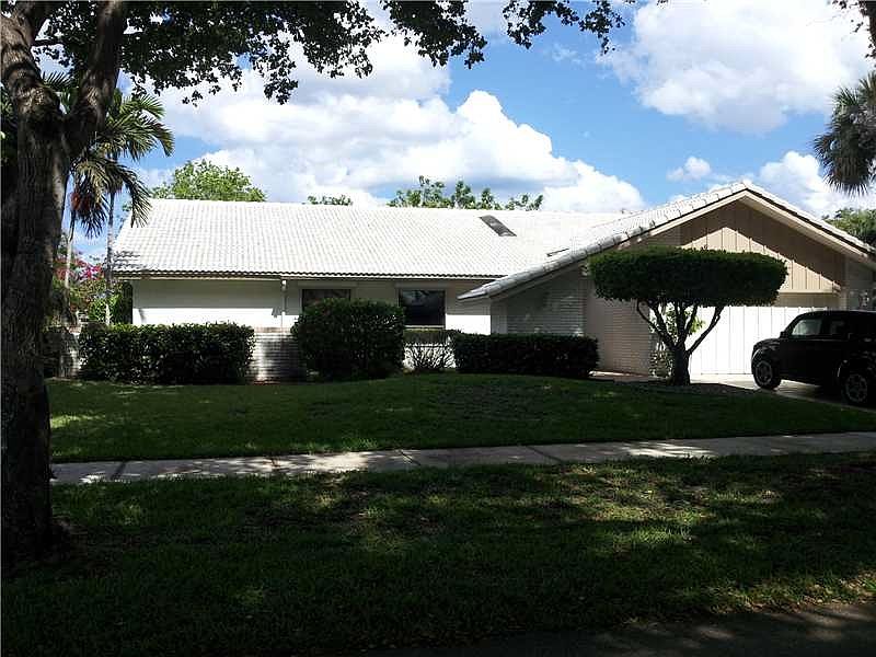 1st image of 368 Deer Creek Woodlake Ln