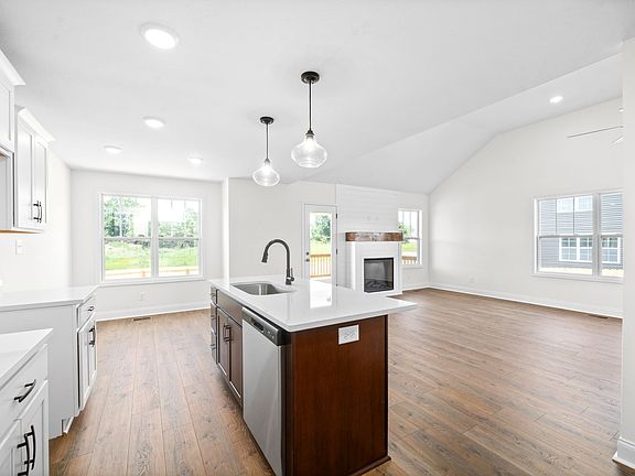 4th image of 1368 Harmon Ln Lot 89