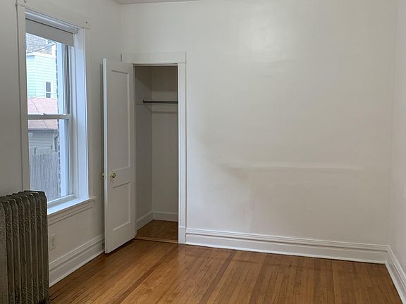 5th image of 1415 W Gregory St #1