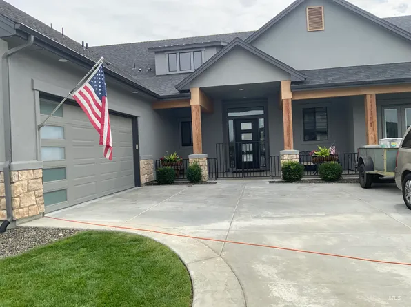 7941 W Heugh Ln, Eagle, WY 83116