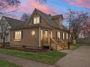 207 Cable St, La Porte, IN 46350