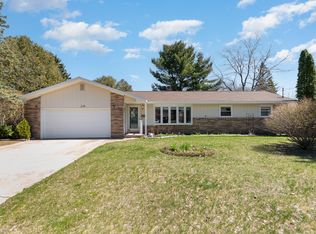 314 N Hazel Ave, Gaylord, MI 49735