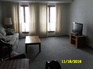 335 1st St SE APT 10, Primghar, IA 51245