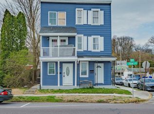 24 S Front St, Wormleysburg, PA 17043