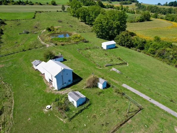 471 Parker Rd, Avella, PA 15312