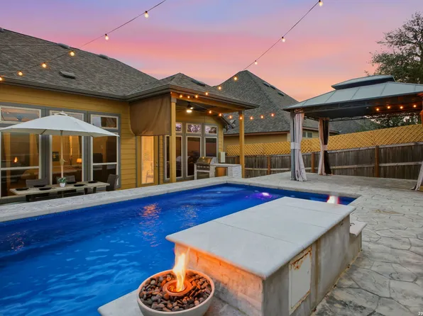 8514 Glass Gem Dr, San Antonio, TX 78249