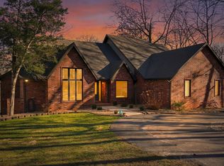 758 N Dogwood Court, Nixa, MO 65714