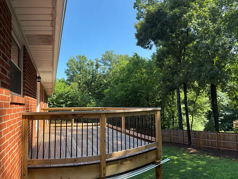 4913 Mandalay Rd — Photo 22