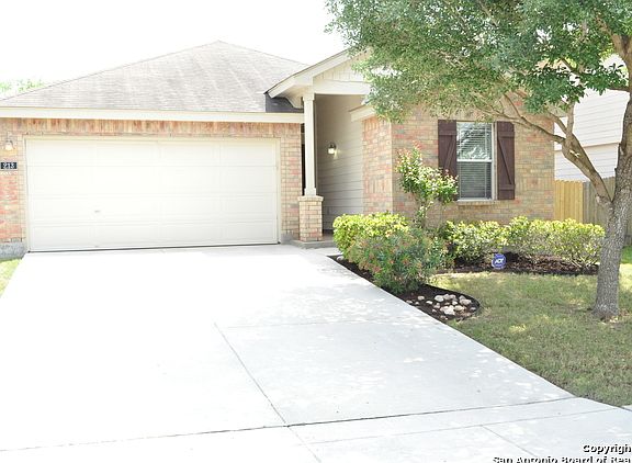 4th image of 213 Arcadia Pl
