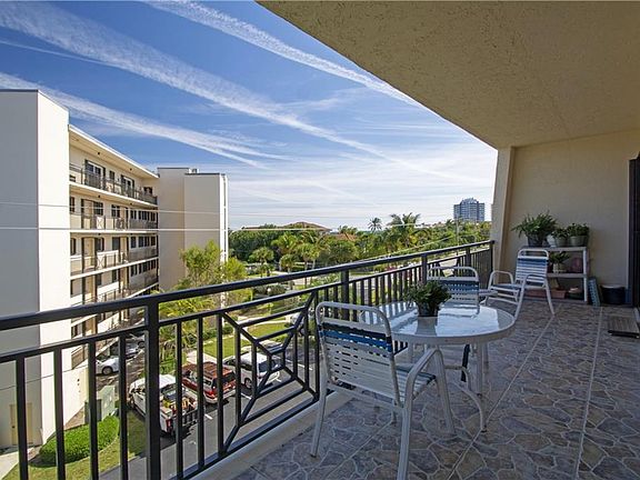 5th image of 3939 Ocean Dr Ph 9C