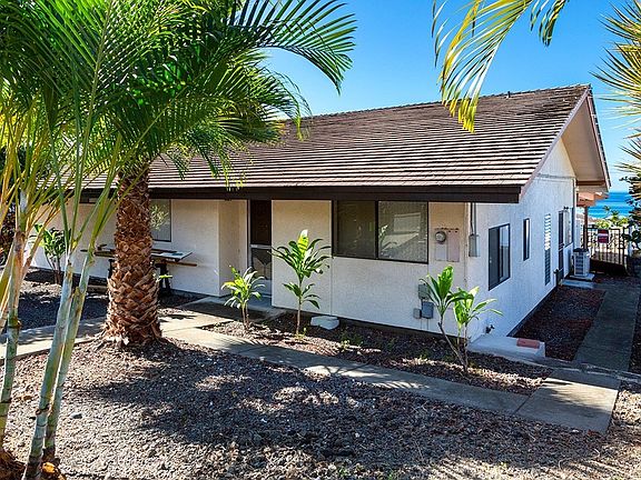 3rd image of 77-6374 Kaheiau St