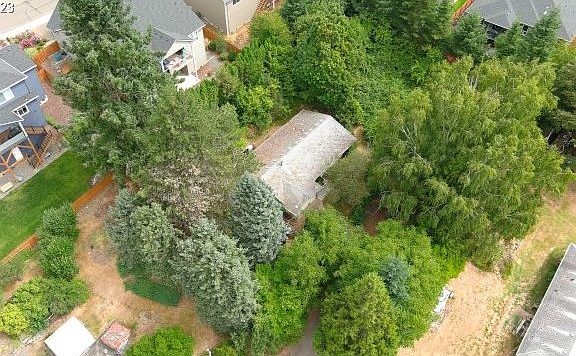 4th image of 1021 W A Ave