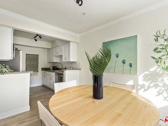 5th image of 4511 Murietta Ave Unit 6