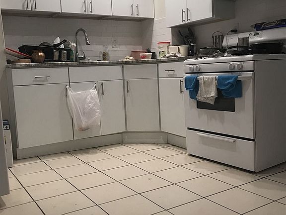 4th image of 27 Liberty Ave #2