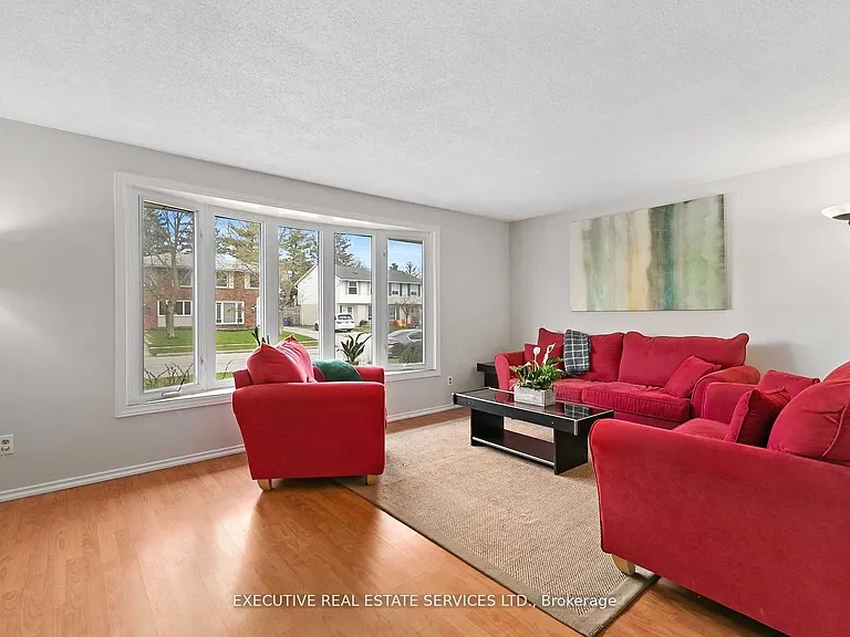 58 Burns Dr — Photo 3