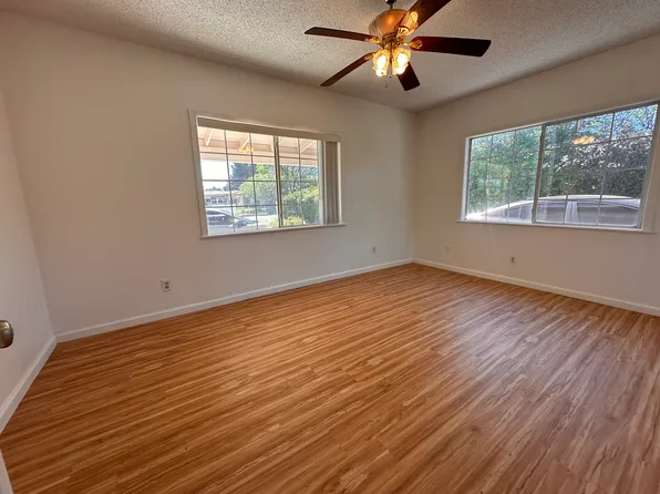 17167 San Jose St House 2, Granada Hills, CA 91344