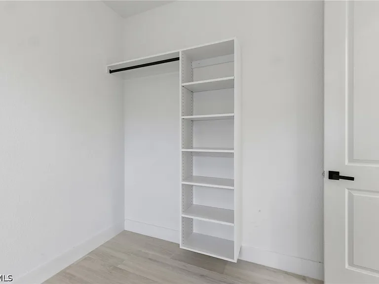 3629 SW Santa Barbara Pl — Photo 13