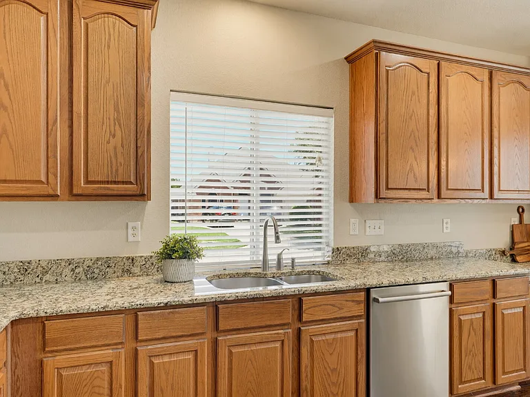 5201 Threshing Dr — Photo 17
