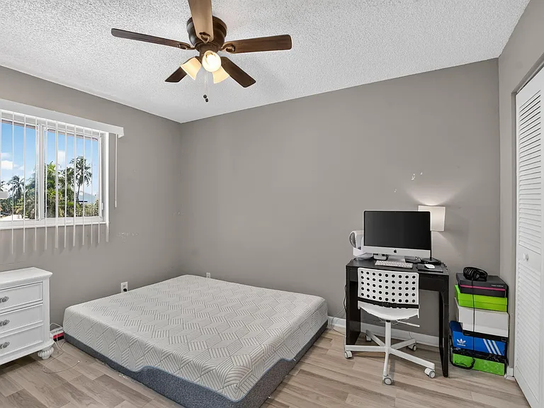 5314 Sapphire Valley — Photo 44