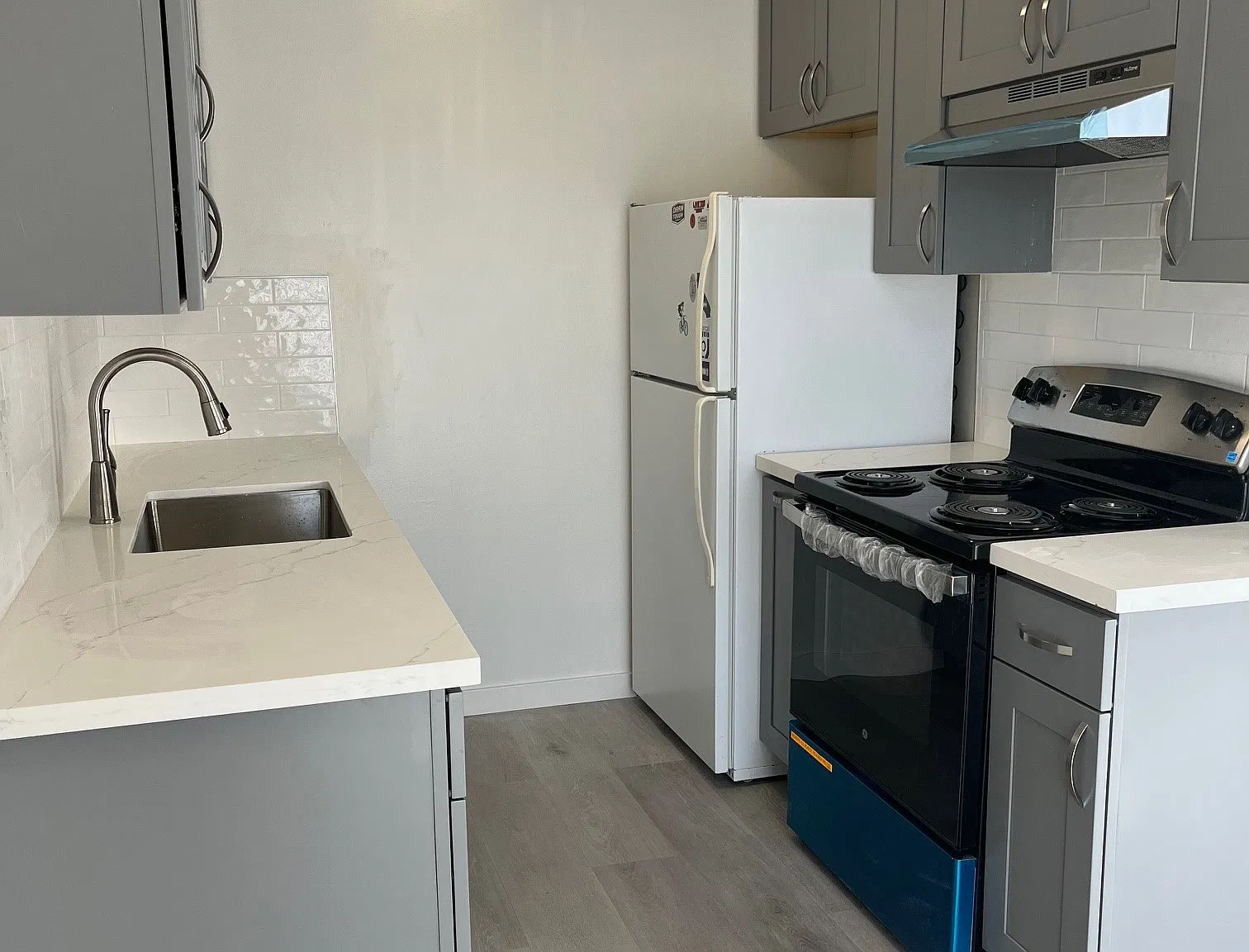 1 bed, $3,300 — Photo 4