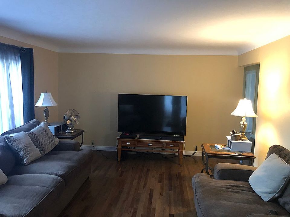 1st image of 316 Newdale Dr