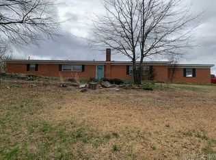 1204 E View St, Morrilton, AR 72110