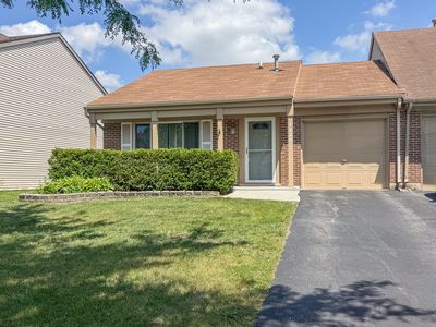 1220 Robin Dr, Carol Stream, IL, 60188