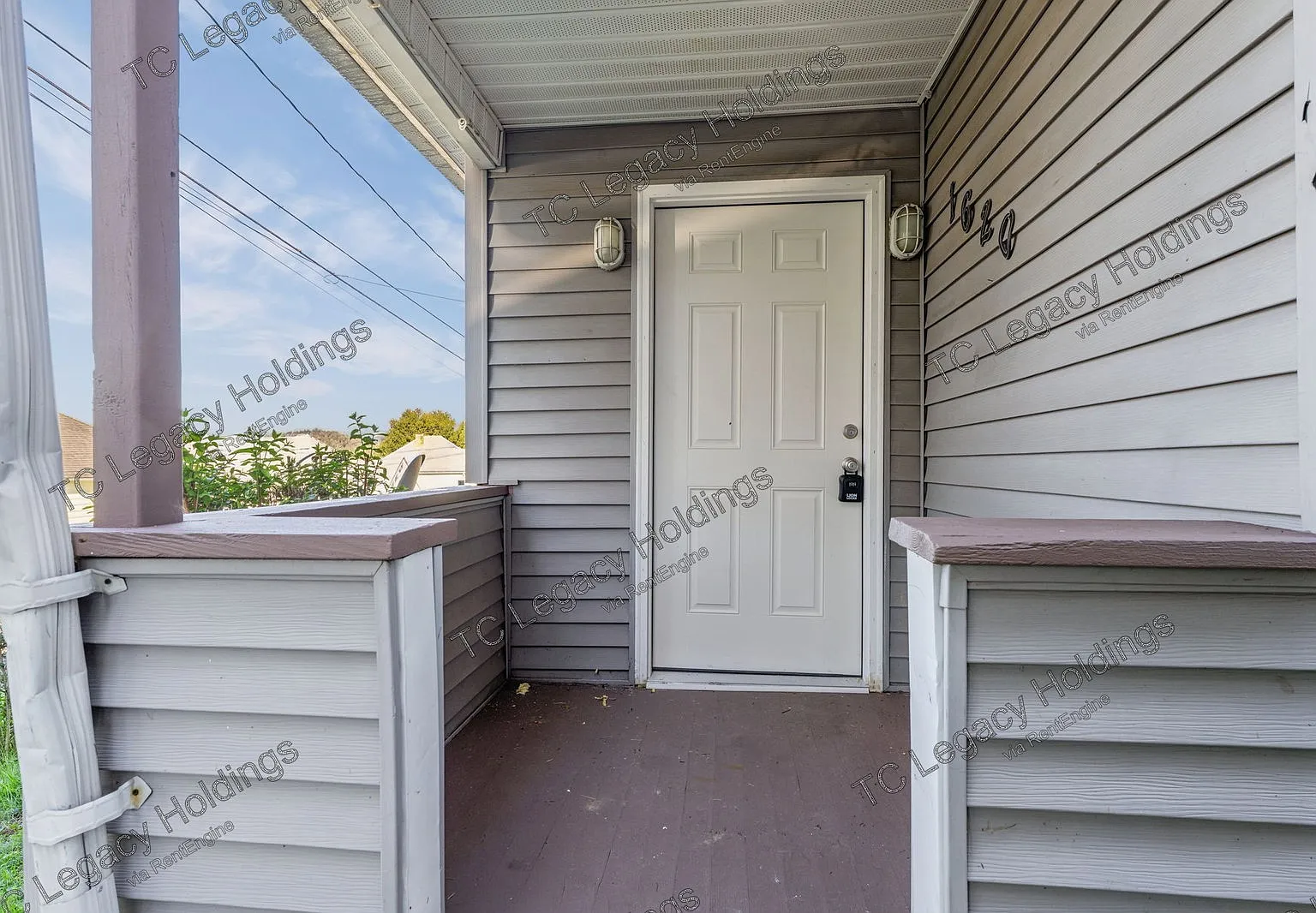 3 bed, 1.0 bath, 726 sqft, $1,150 — Photo 4