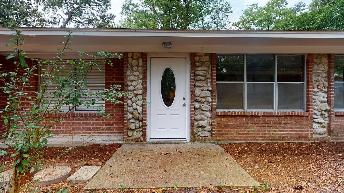 Building Photo - 14246 FM 1314 Rd