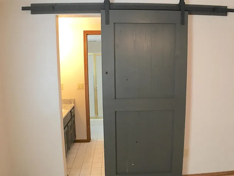2135 Goodrich Dr — Photo 10