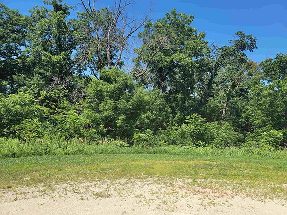 3rd image of LOT 4 Five Cedar Hl