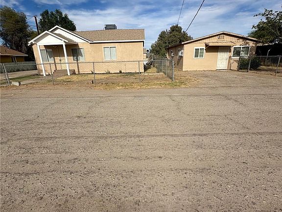 3rd image of 226 Cottonwood Ln