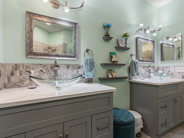565 Rarity Bay Pkwy #206 — Photo 22
