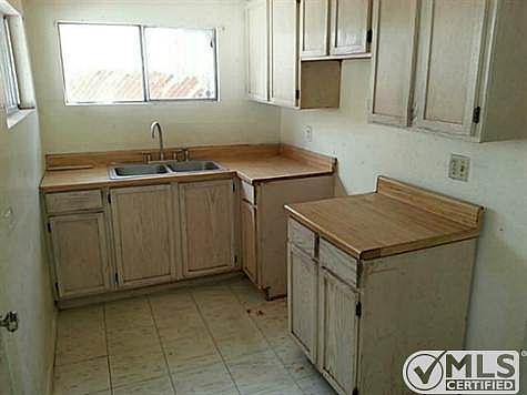 4th image of 1008 Newman St