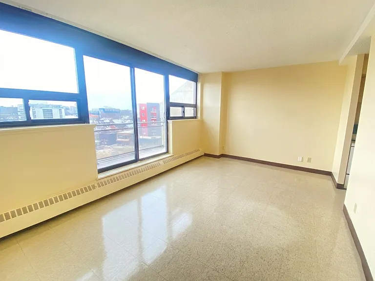 401 Princess St — Photo 22